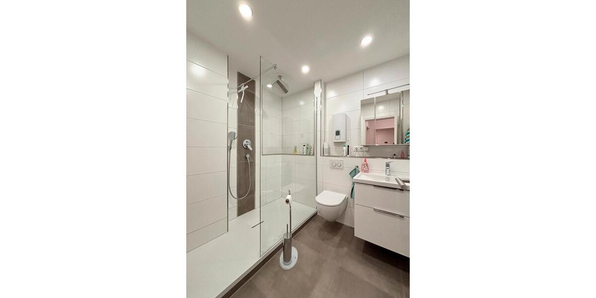 Etagenwohnung Voerde (Niederrhein) - 3 Zimmer, 89 m&sup2;, 920&euro; | Angebot:26050252