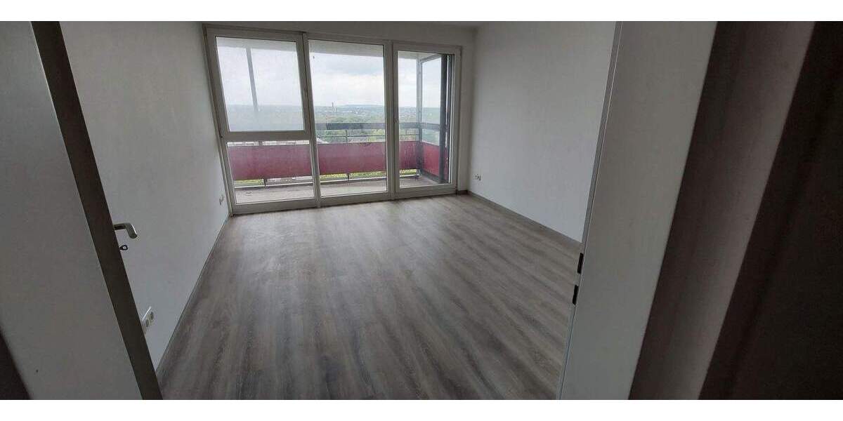Etagenwohnung Duisburg Hochheide - 3 Zimmer, 84 m&sup2;, 699&euro; | Angebot:25667468