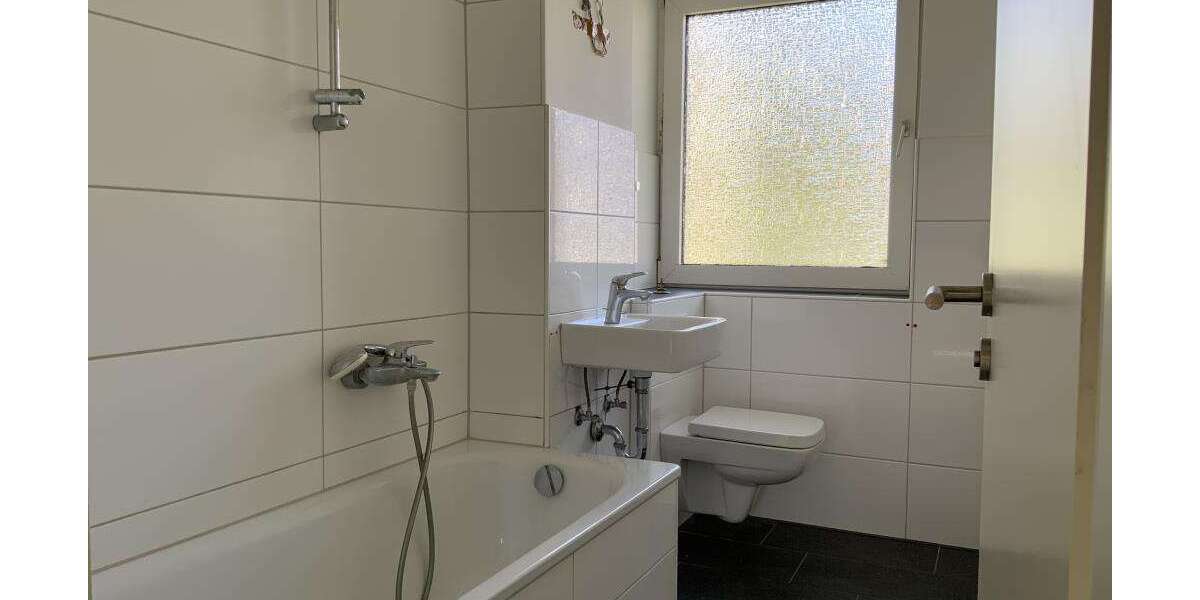 Etagenwohnung Gelsenkirchen Hassel - 3 Zimmer, 67 m&sup2;, 479&euro; | Angebot:24872909