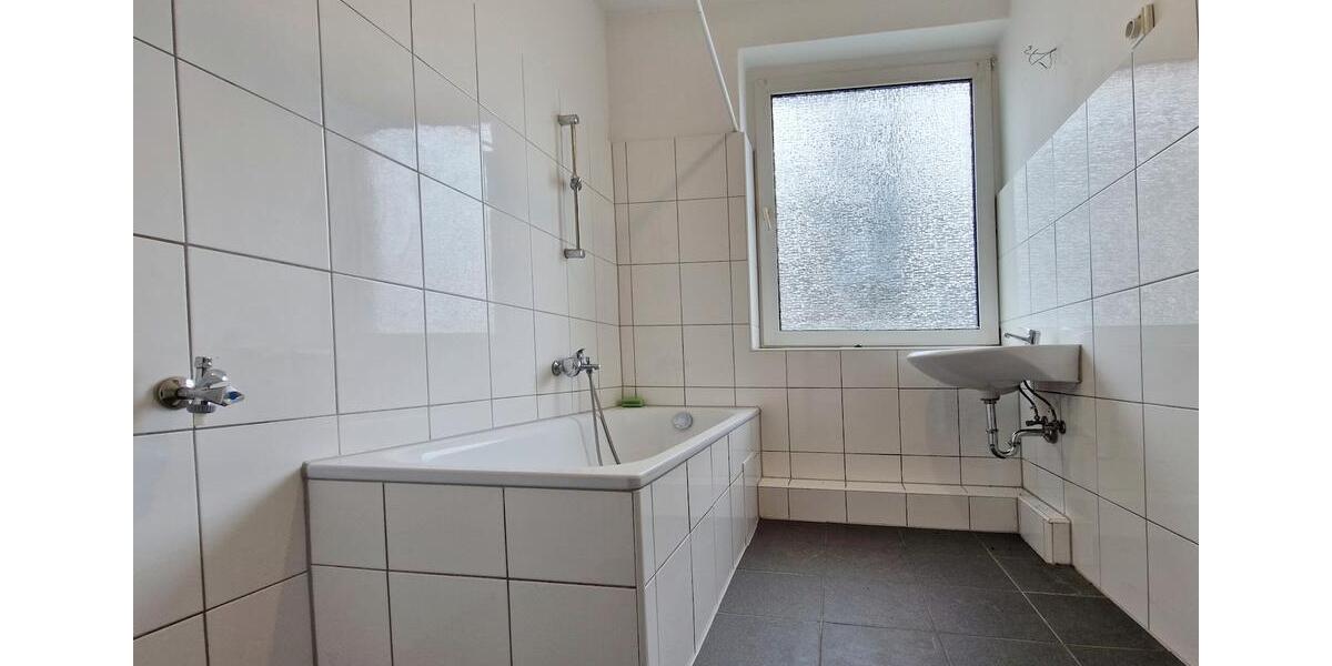 Etagenwohnung Duisburg Beeck - 2 Zimmer, 67 m&sup2;, 516&euro; | Angebot:19786623