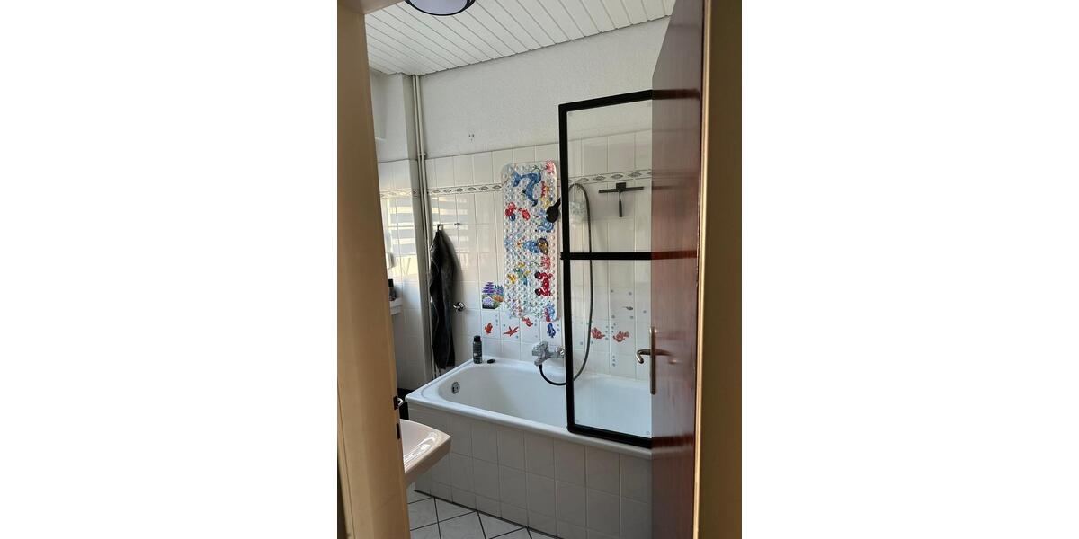 Erdgeschoßwohnung Gladbeck - 4 Zimmer, 85 m&sup2;, 850&euro; | Angebot:26516467