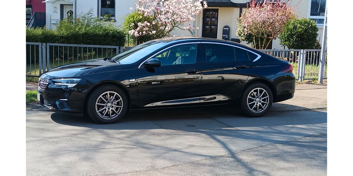 Opel Insignia 58.000 km 16.400 &euro; bottrop 46240