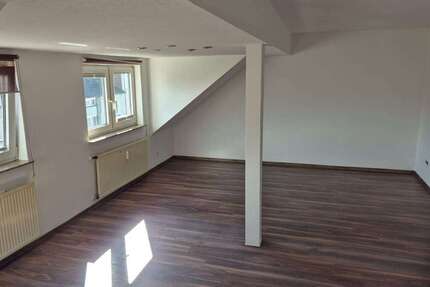 Wohnung Duisburg Untermeiderich - 2 Zimmer, 71 m&sup2;, 500&euro; | Angebot:25988360