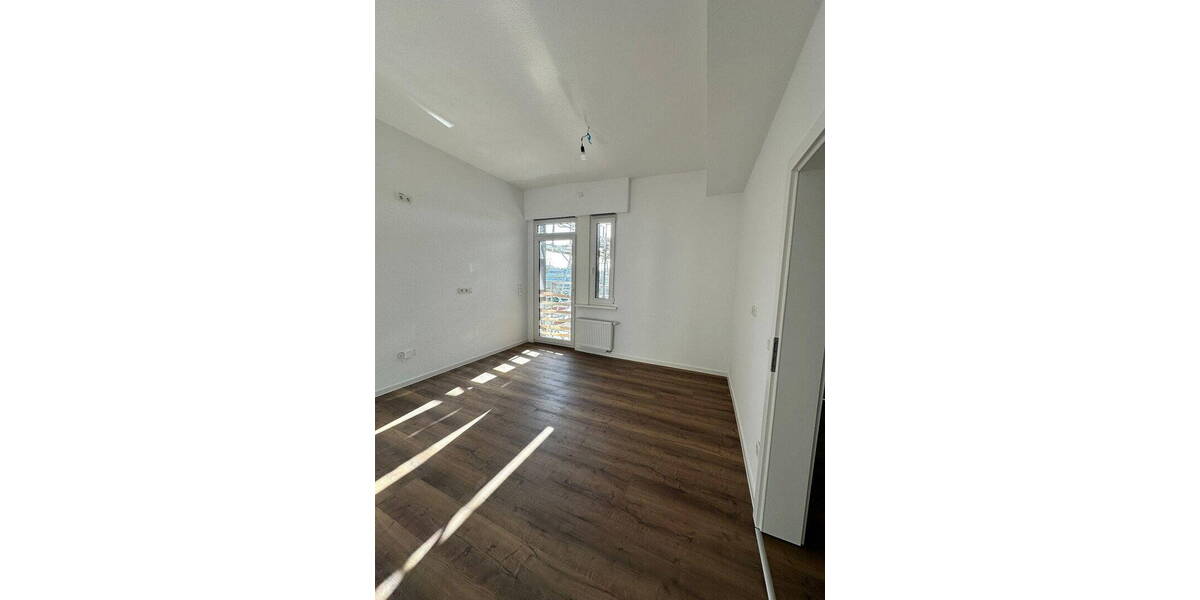 Etagenwohnung Recklinghausen Stadtmitte - 4 Zimmer, 133 m&sup2;, 1.300&euro; | Angebot:26027890