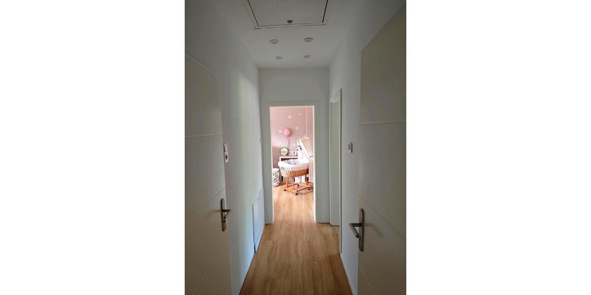 Reihenhaus Moers Rheinkamp - 5 Zimmer, 110 m&sup2;, 380.000&euro; | Angebot:26715265