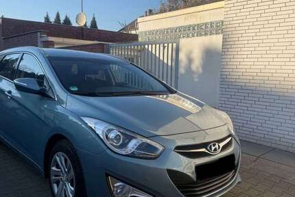 Hyundai i40 99.500 km 7.300 &euro; Essen 45143