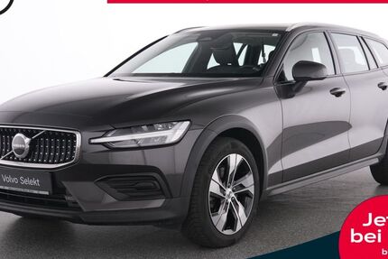 Volvo V60 Cross Country 52.211 km 35.950 &euro; Essen-Kray 45309