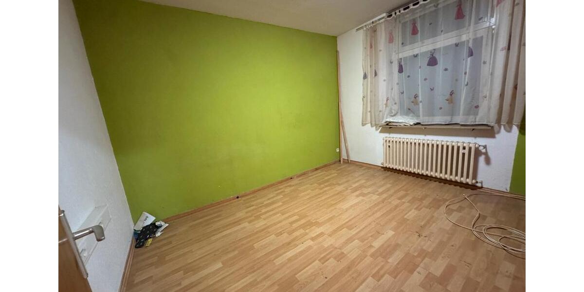 Etagenwohnung Duisburg Hamborn - 3 Zimmer, 82 m&sup2;, 1.000&euro; | Angebot:25861365