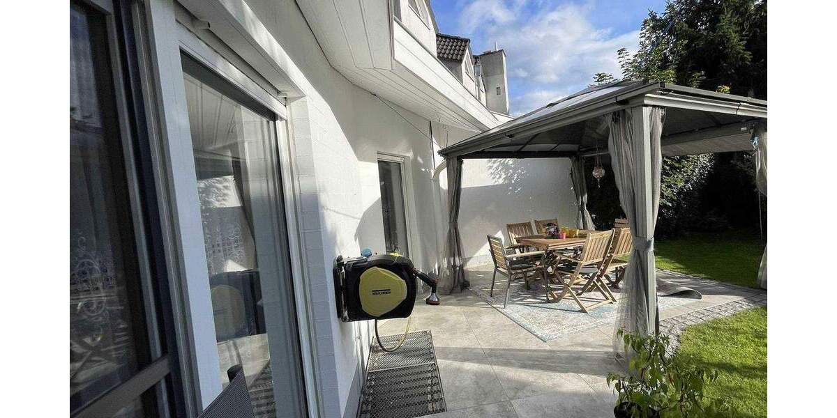 Reihenendhaus Rheinberg - 8 Zimmer, 255 m&sup2;, 690.000&euro; | Angebot:25674889