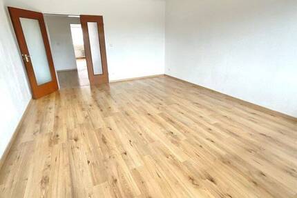 Wohnung Recklinghausen Süd - 3 Zimmer, 82 m&sup2;, 619&euro; | Angebot:25739711