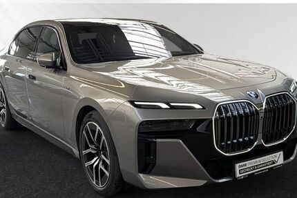 BMW 740 24.900 km 92.666 &euro; Moers 47441