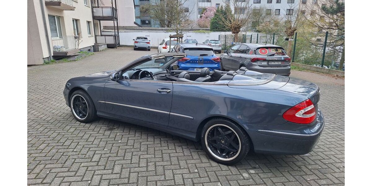 Mercedes-Benz CLK 320 399.177 km 4.999 &euro; Mülheim 45468