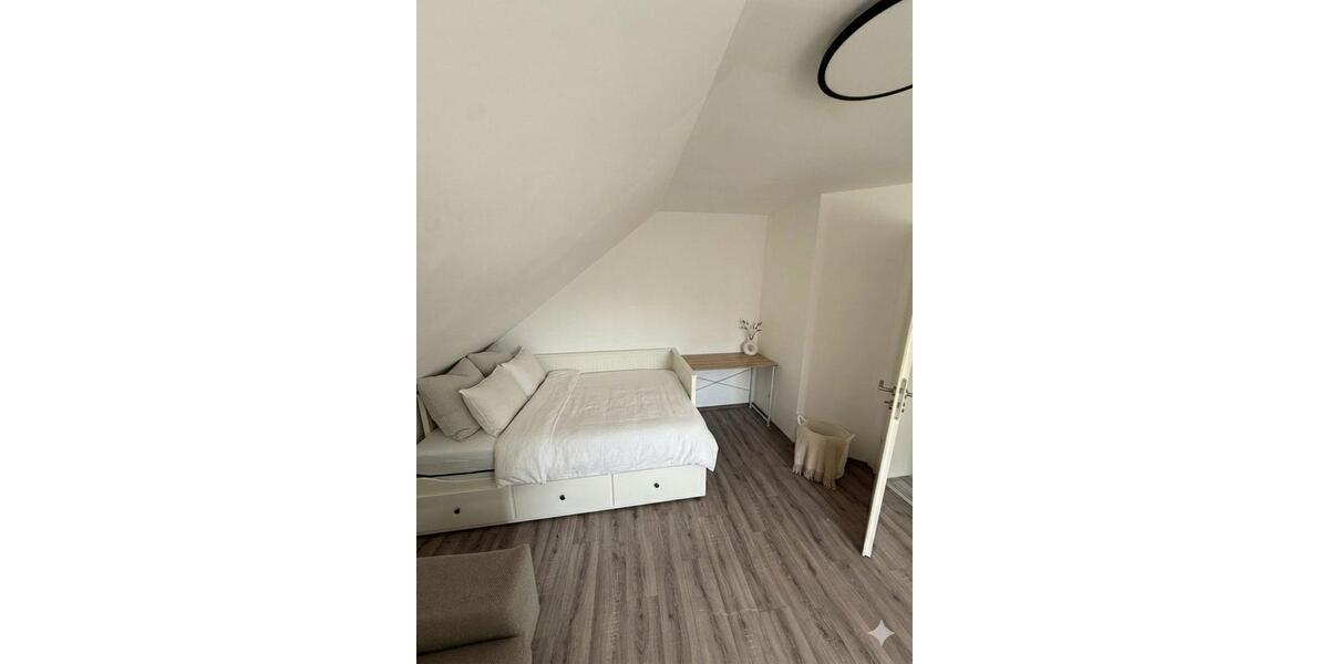Dachgeschoßwohnung Herne Eickel - 2 Zimmer, 38 m&sup2;, 550&euro; | Angebot:25484271