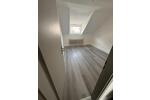 Dachgeschoßwohnung Duisburg Essenberg - 3 Zimmer, 70 m&sup2;, 490&euro; | Angebot:26598026
