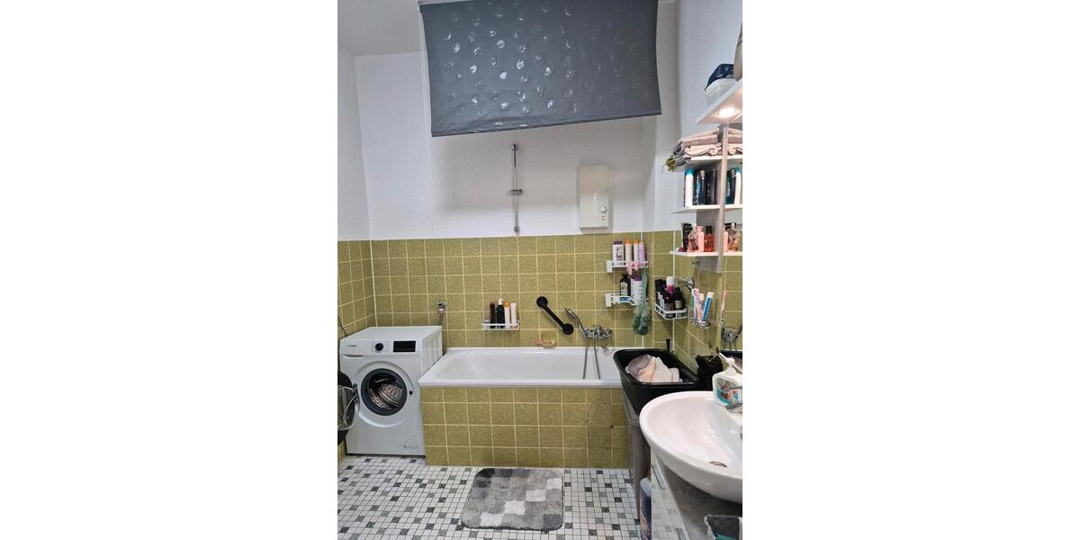 Etagenwohnung Essen Frillendorf - 2 Zimmer, 79 m&sup2;, 696&euro; | Angebot:26591572