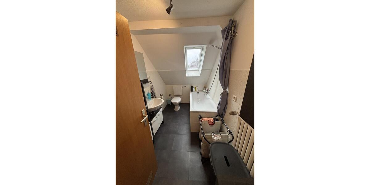Dachgeschoßwohnung Bochum Bochum-Ost - 1.5 Zimmer, 34 m&sup2;, 245&euro; | Angebot:26672563