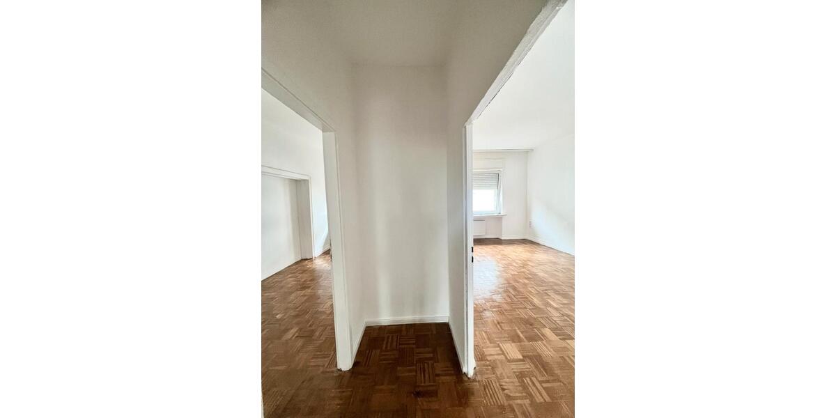 Etagenwohnung Gelsenkirchen - 5 Zimmer, 144 m&sup2;, 1.090&euro; | Angebot:26652165