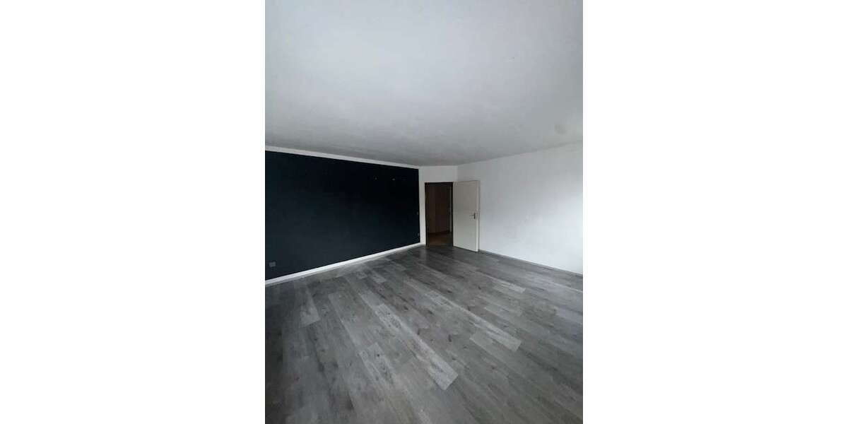 Etagenwohnung Duisburg Hamborn - 3.5 Zimmer, 76 m&sup2;, 544&euro; | Angebot:24199025