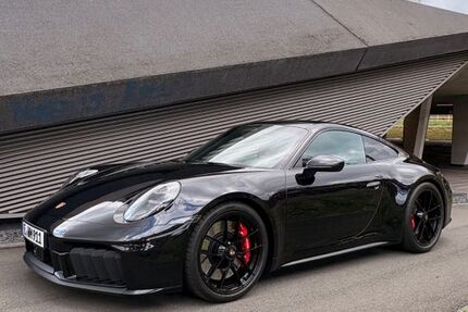 Porsche 992 3.958 km 175.600 &euro; Hattingen 45525