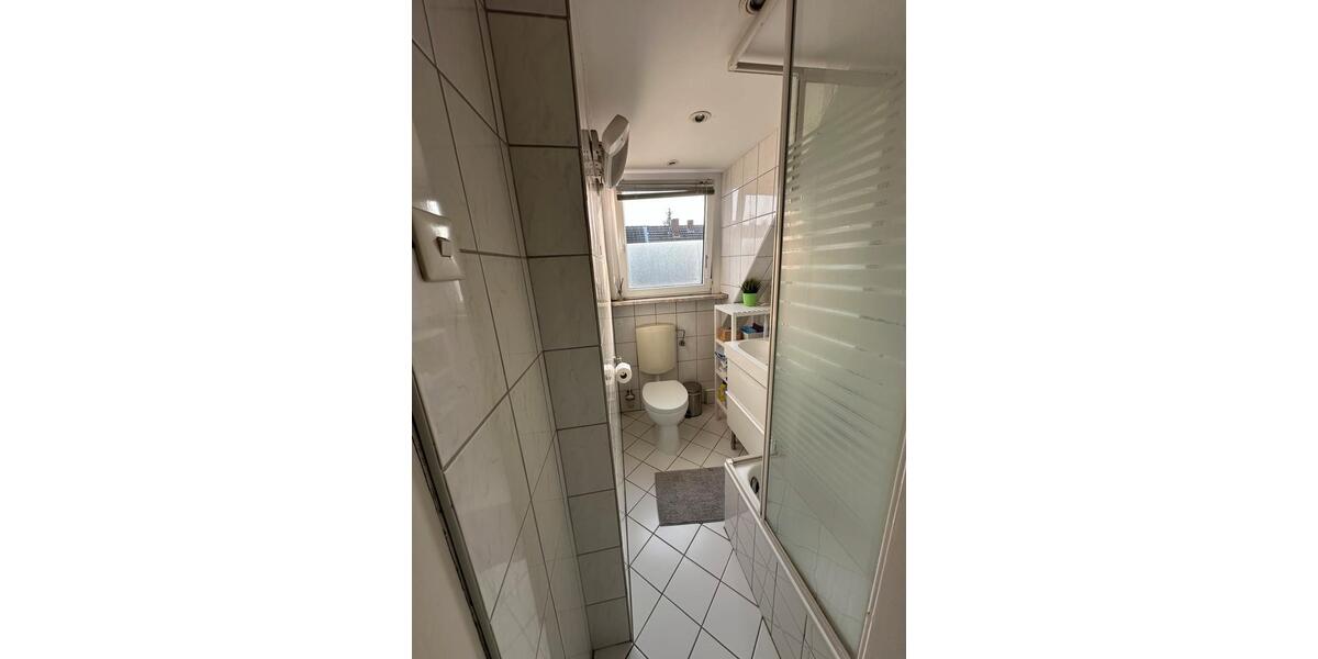 Dachgeschoßwohnung Essen Stadtbezirk III - 2 Zimmer, 45 m&sup2;, 470&euro; | Angebot:26039386