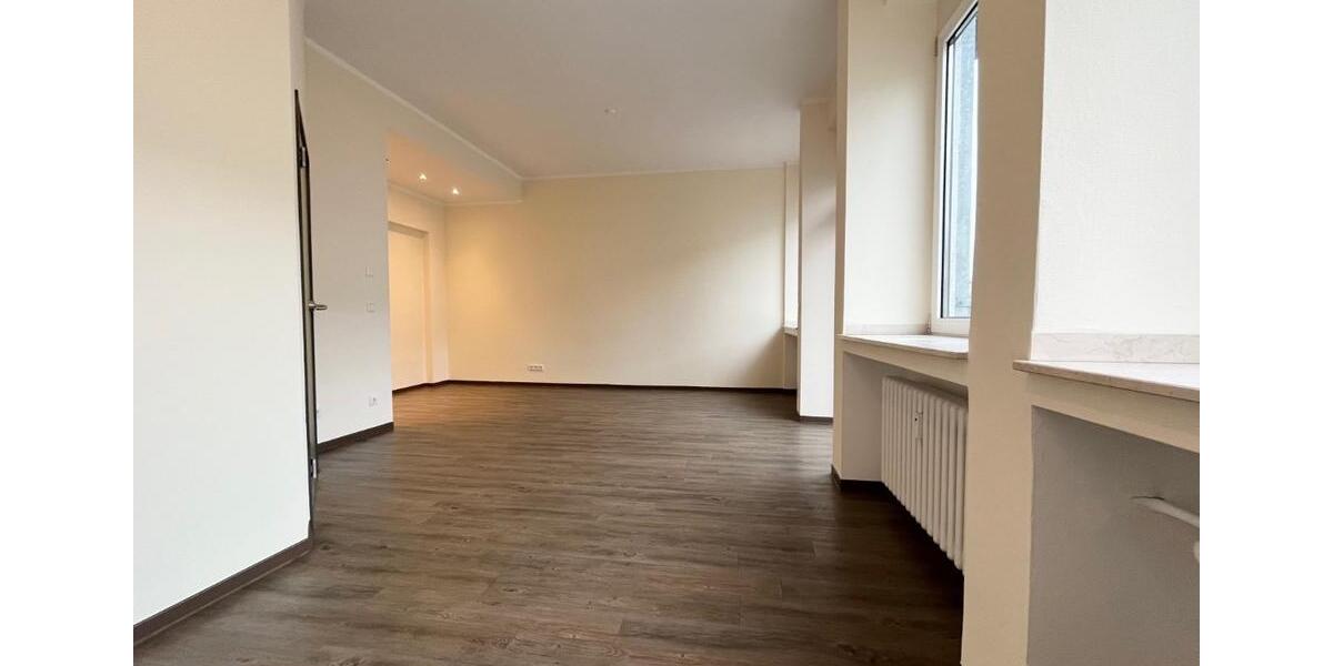 Etagenwohnung Bochum - 1 Zimmer, 37 m&sup2;, 415&euro; | Angebot:9126140