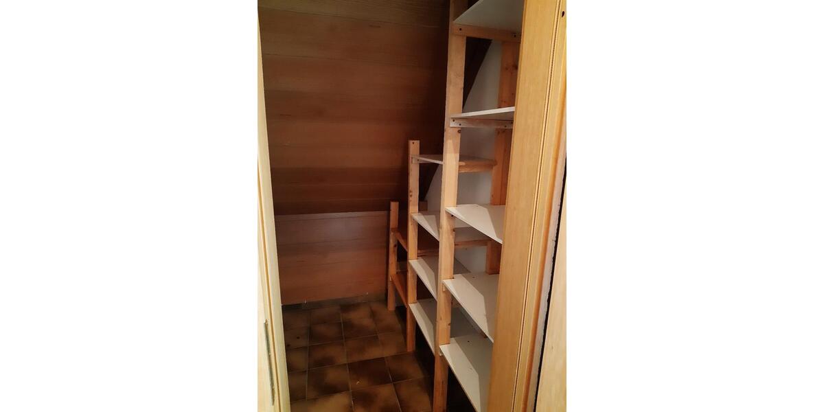 Dachgeschoßwohnung Oberhausen Biefang - 1 Zimmer, 39 m&sup2;, 383&euro; | Angebot:26518380