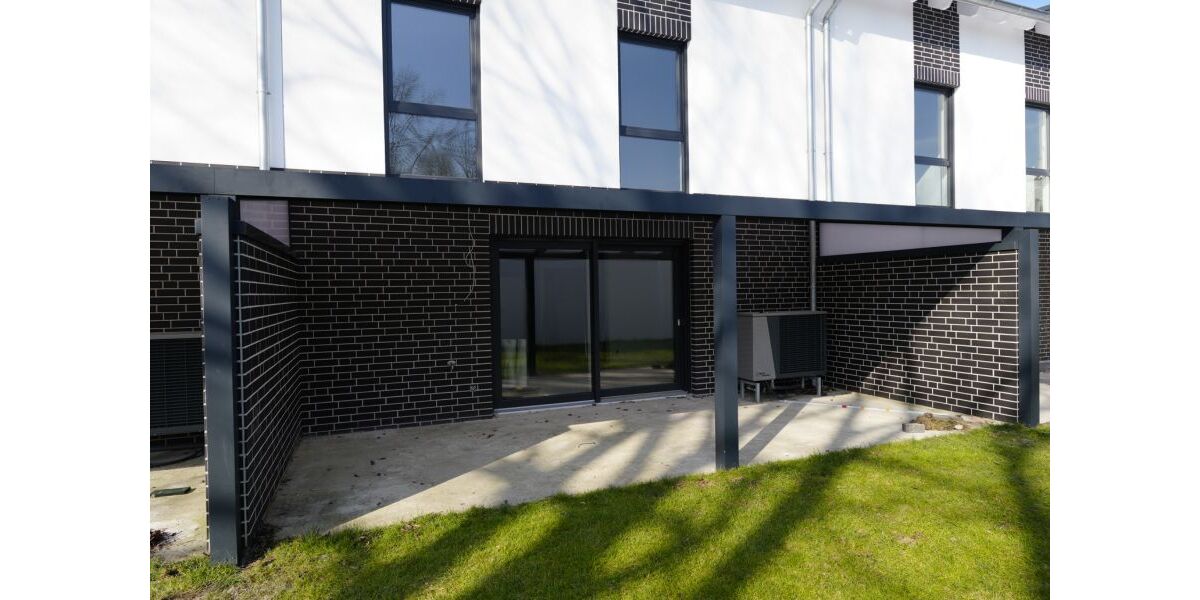 Provisionsfrei* Eckhaus EFH Endhaus mit PV 10,4 KW+Garage 140m zum Rheinufer Energiebedarf 22,4 kWhm2a - Reihenendhaus Duisburg Essenberg | Angebot:26163676