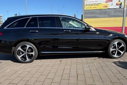 Mercedes-Benz C 220 63.100 km 27.900 &euro; Bochum 44799
