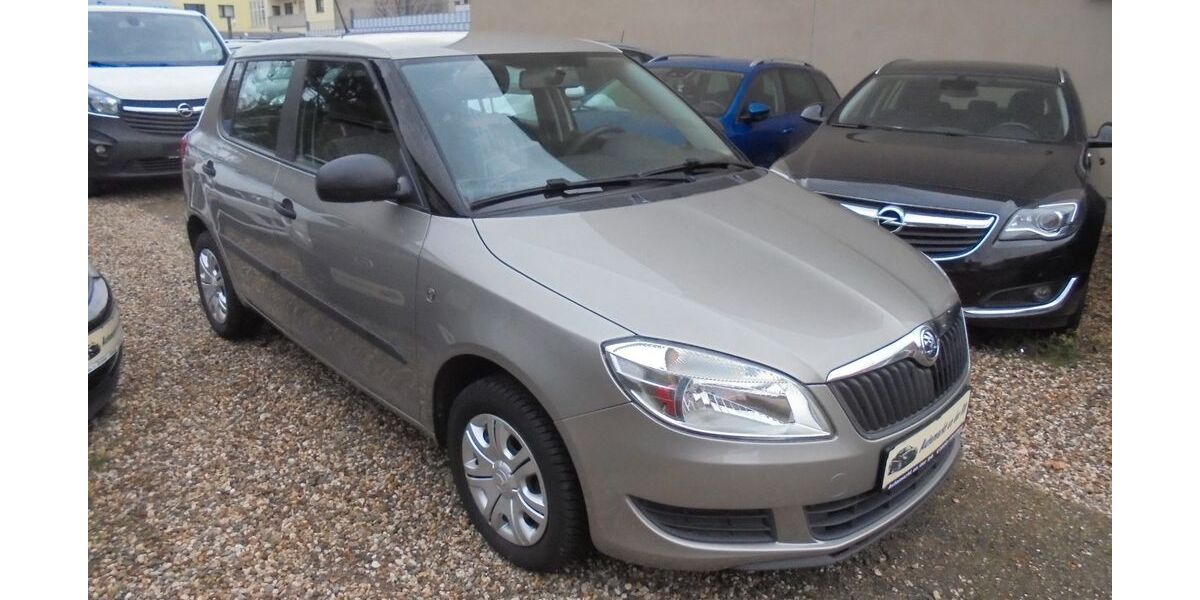 Skoda Fabia 93.000 km 4.499 &euro; Duisburg 47249