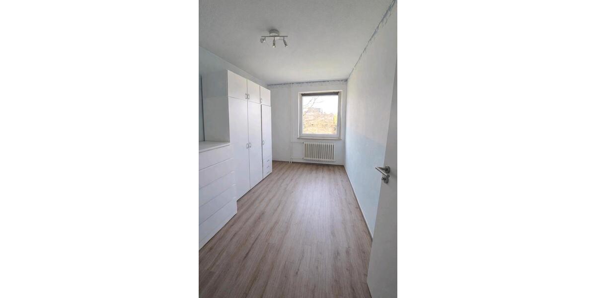 Etagenwohnung Duisburg Rheinhausen - 3 Zimmer, 74 m&sup2;, 184.000&euro; | Angebot:26946330