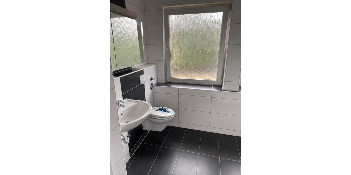 Etagenwohnung Witten - 3.5 Zimmer, 84 m&sup2;, 672&euro; | Angebot:26051044