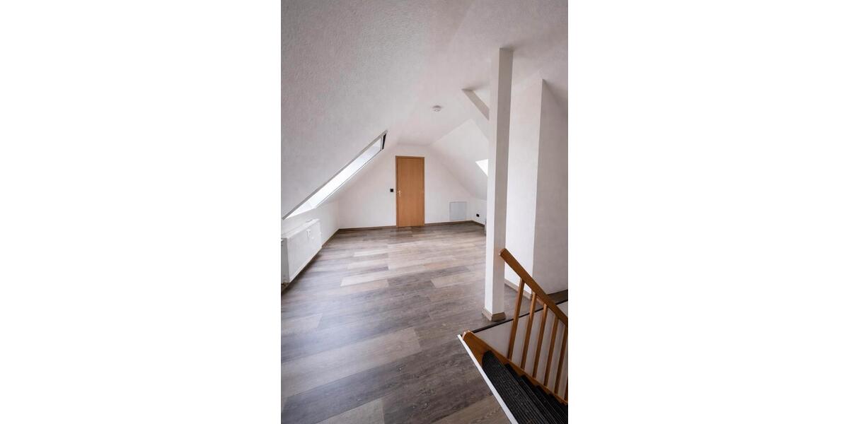 Maisonettenwohnung Duisburg Mittelmeiderich - 2 Zimmer, 75 m&sup2;, 850&euro; | Angebot:26659120