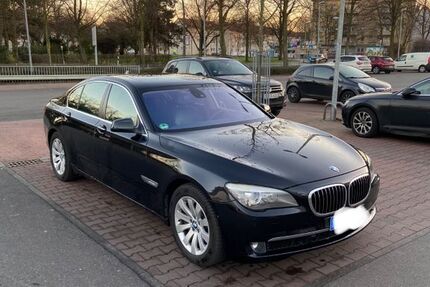 BMW 740 186.000 km 10.000 &euro; Duisburg 47226