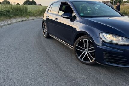 VW Golf 193.000 km 12.999 &euro; Recklinghausen 45661