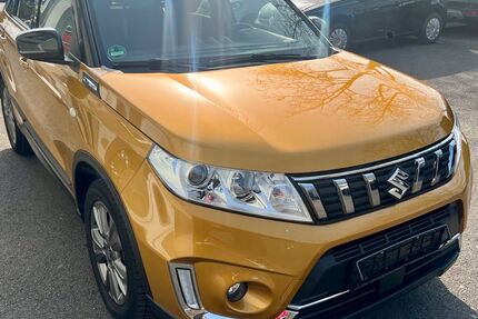 Suzuki Vitara 18.000 km 15.999 &euro; Recklinghausen 45663