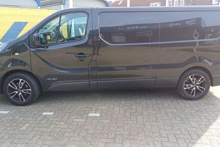 Renault Trafic 249.000 km 7.900 &euro; Wesel 46485