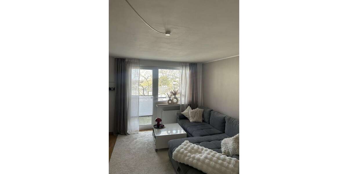 Etagenwohnung Heiligenhaus - 2 Zimmer, 64 m&sup2;, 495&euro; | Angebot:26100071