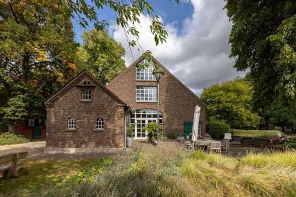 Haus Schermbeck - 14 Zimmer, 563 m&sup2;, 1.950.000&euro; | Angebot:25203752