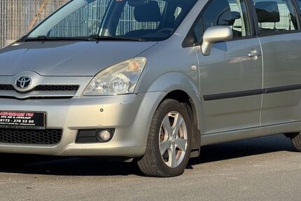 Toyota Corolla Verso 110.000 km 5.490 &euro; Oer-Erkenschwick 45739