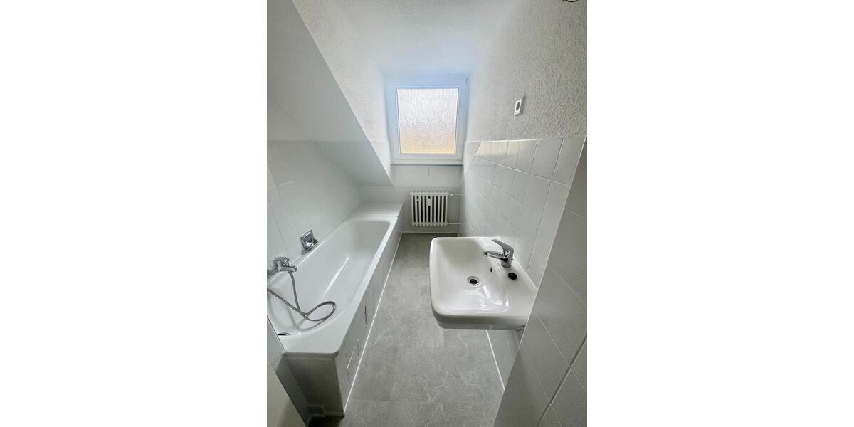 Dachgeschoßwohnung Oberhausen Alstaden - 2 Zimmer, 58 m&sup2;, 550&euro; | Angebot:25871624