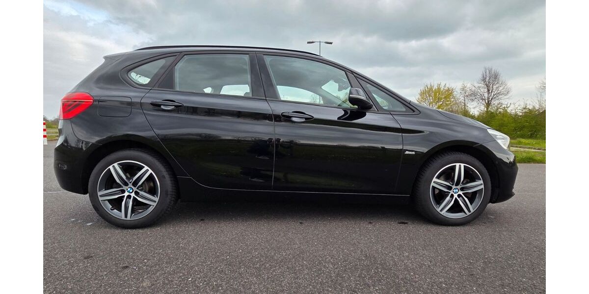 BMW 218 Active Tourer 135.000 km 10.900 &euro; Rheinberg 47495