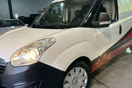 Opel Combo 130.400 km 5.750 &euro; Duisburg 47059