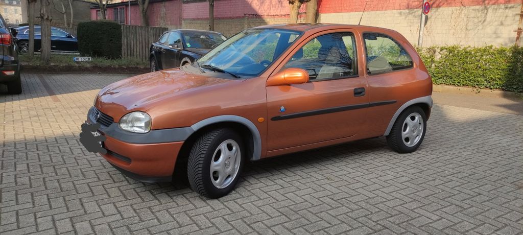 Opel Corsa 104.000 km 600 &euro; Oberhausen 46049