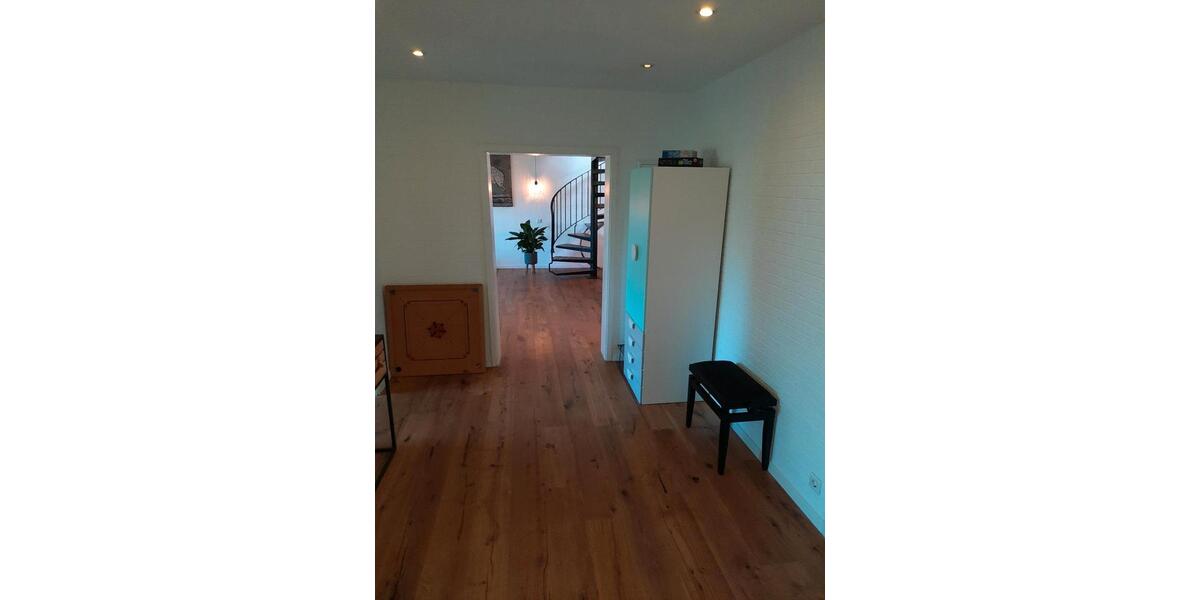 Maisonettenwohnung Essen Stadtbezirk IV - 6 Zimmer, 165 m&sup2;, 479.000&euro; | Angebot:26545169