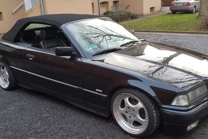 BMW 318 76.000 km 10.990 &euro; Recklinghausen 45663