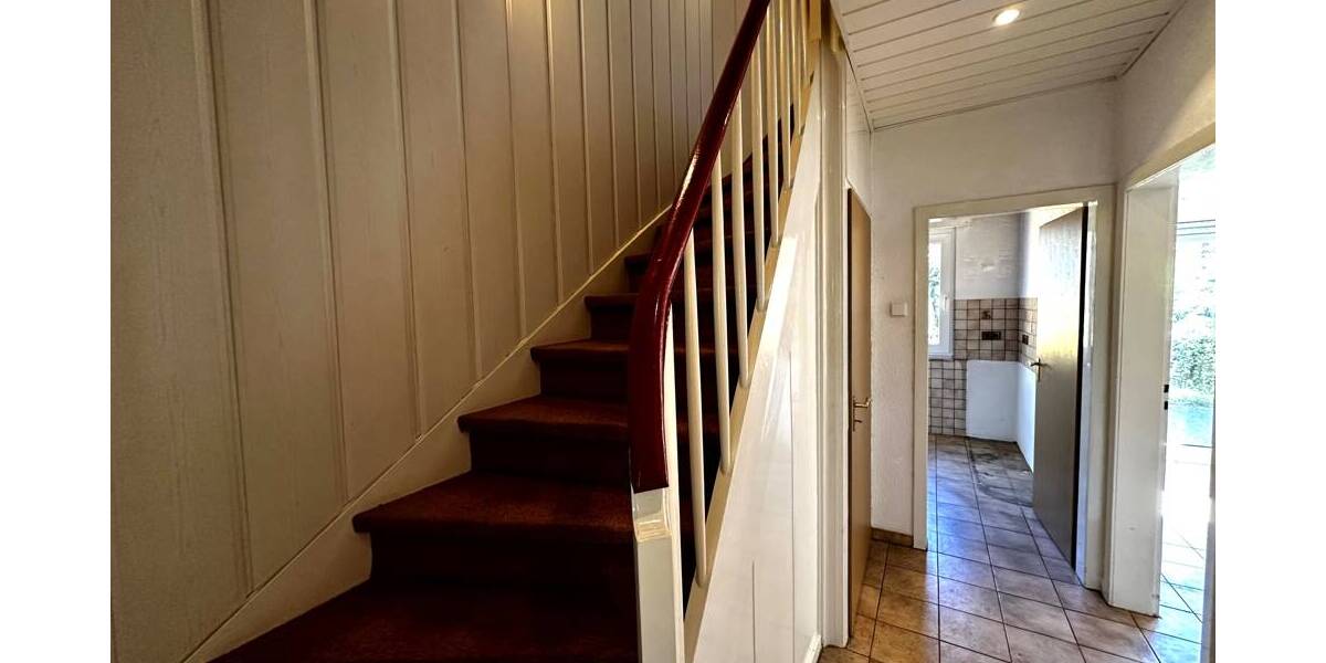 Reihenmittelhaus Gelsenkirchen Heßler - 5 Zimmer, 83 m&sup2;, 239.000&euro; | Angebot:26310199