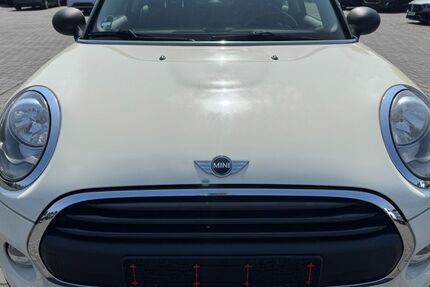 Mini ONE 116.392 km 7.250 &euro; Duisburg 47169