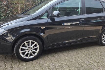 Seat Altea 130.923 km 6.750 &euro; Oberhausen 46149