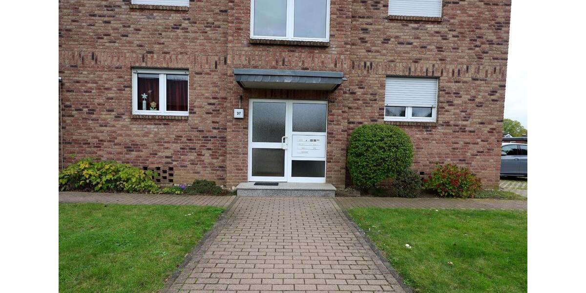 Dachgeschoßwohnung Moers Schwafheim - 2.5 Zimmer, 80 m&sup2;, 214.000&euro; | Angebot:26067794