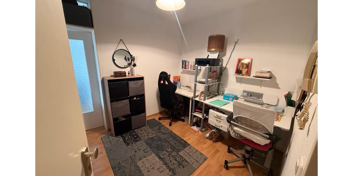 Etagenwohnung Bottrop Feldhausen - 3.5 Zimmer, 89 m&sup2;, 794&euro; | Angebot:25871354